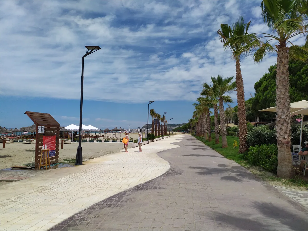The promenade by Golem beach